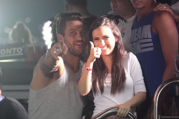 Diogo Pretto e Tatá Werneck em Salvador (Foto: Caio Duran / AgNews)