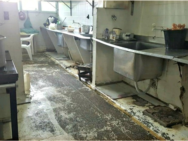 Sesacre diz que cozinha do Huerb deve passar por reforma (Foto: Reprodução/Rede Amazônica Acre) Sesacre diz que cozinha do Huerb deve passar por reforma (Foto: Reprodução/Rede Amazônica Acre)