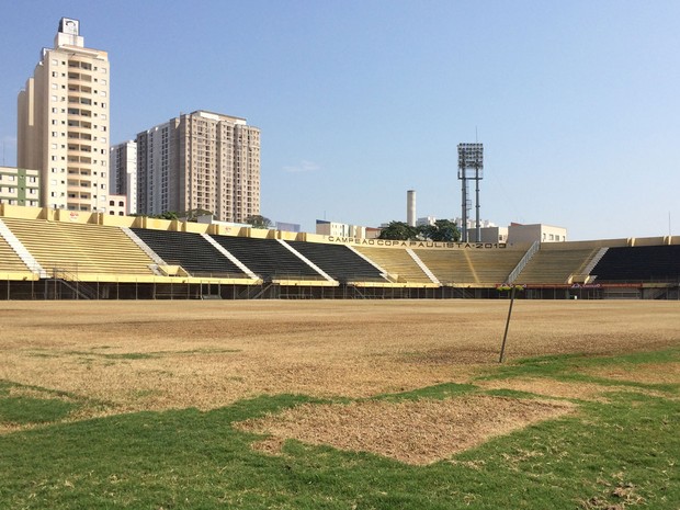 Estádio 1º de Maio, em São Bernardo do Campo, foi palco da greve de 1979 (Foto: Glauco Araújo/G1) Estádio 1º de Maio, em São Bernardo do Campo, foi palco da greve de 1979 (Foto: Glauco Araújo/G1)