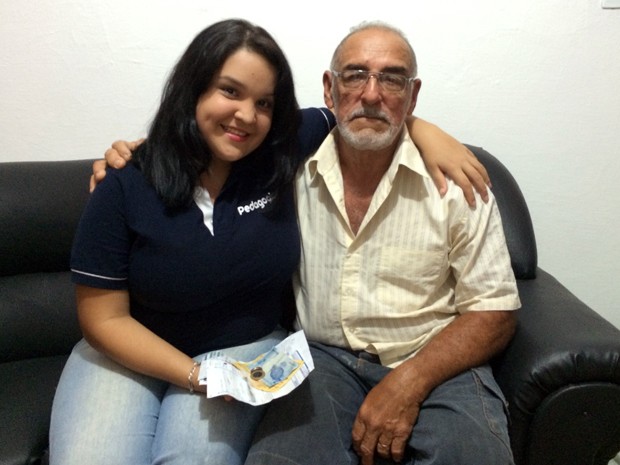 Thaísa e o pai Seu Fernando: exemplos vêm de casa (Foto: Felipe Gibson/G1)