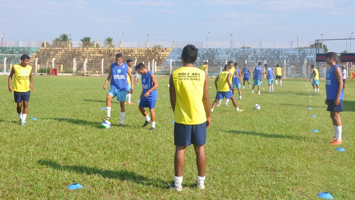 Treino Cacerense (Foto: Christian Guimarães) Treino Cacerense (Foto: Christian Guimarães)