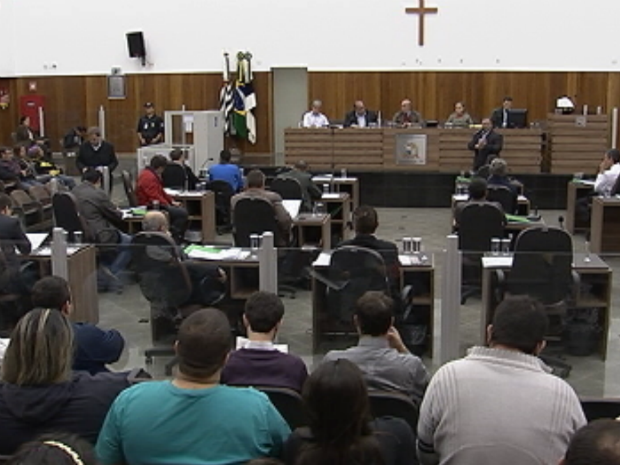 Câmara averiguará aumento no transporte público em Itapetininga (Foto: Reprodução/TV TEM)