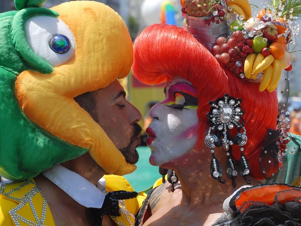 Público caprichou nas fantasias ao participar da 17ª Parada do Orgulho LGBT, em Copacabana, Zona Sul do Rio (Foto: Alexandre Durão/G1)