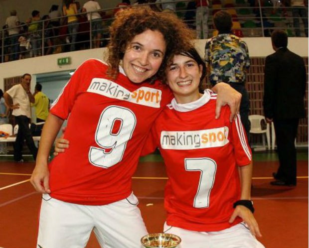 Rita Martins (à esq.) jogadora de futsal do Benfica (Foto: Reprodução Facebook)