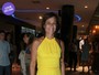 Look do dia: Andréa Beltrão aposta em tubinho amarelo e ressalta bronzeado