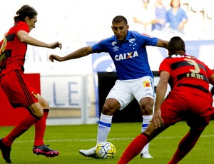 Ramon Abila, atacante do Cruzeiro (Foto: Washington Alves/Light Press)