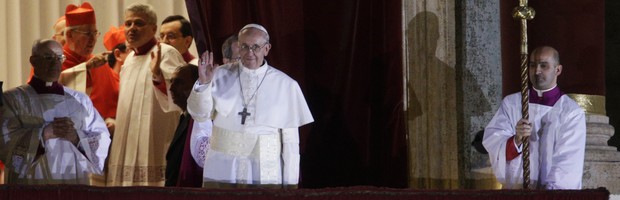 Novo Papa é da Argentina; Jorge Mario Bergoglio se chamará Francisco I (AP Photo/Andrew Medichini)