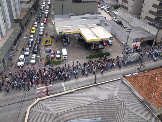 Segundo o Sindicato dos Vigilantes de Curitiba e Região Metropolitana, a greve irá acabar quando os empresários decidirem pagar o valor em apenas uma parcela (Foto: Vinícius Sgarbe )