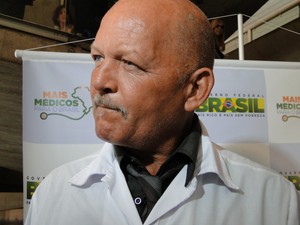 Higinio Rodriguez Hernandez, médico especialista em medicina geral integrada, chega a Belo Horizonte pelo programa Mais Médicos. (Foto: Luiza Andrade / G1)