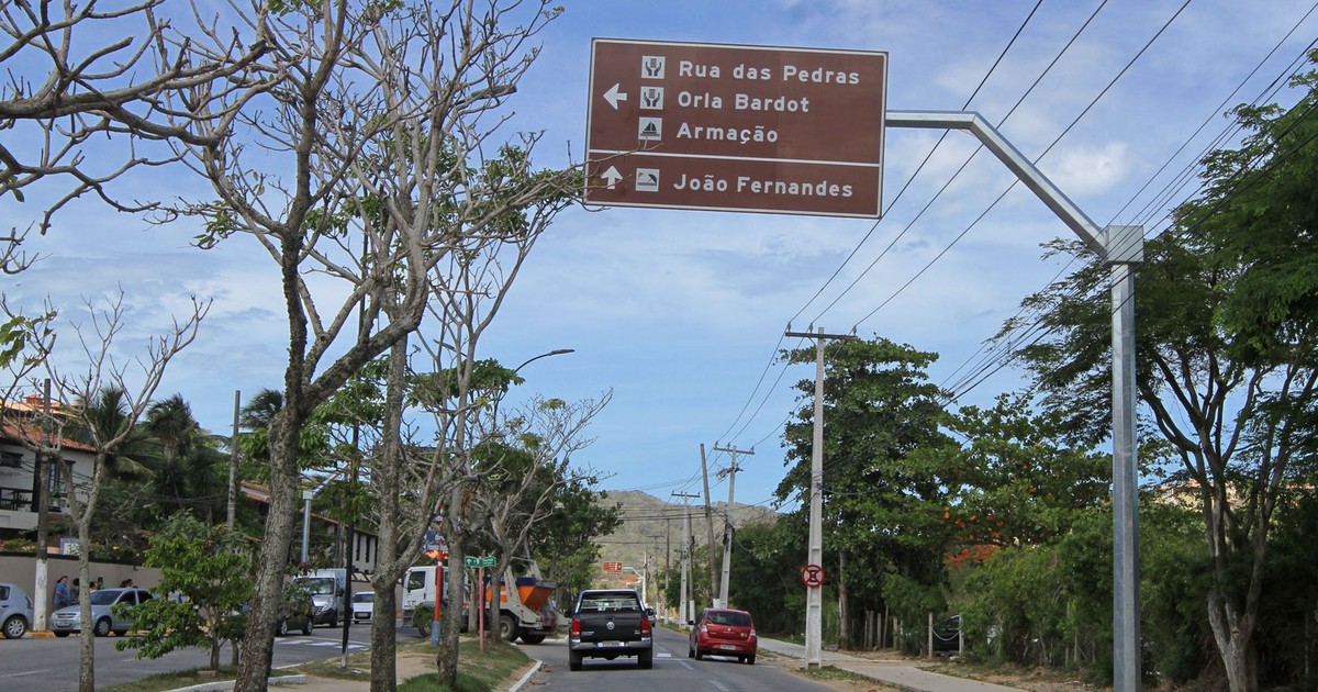 Búzios, RJ, recebe placas de informações turísticas - Globo.com