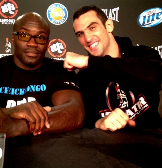 lutadores Cheick Kongo e Vinicius Spartan (Foto: Reprodução / Facebook)