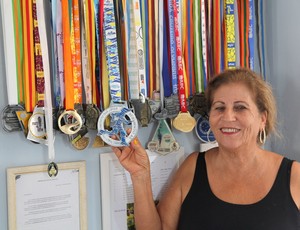 Célia Alves da Silva, de 69 anos, vence Circuito BH Show de atletismo (Foto: Divulgação/Prefeitura Itaúna)