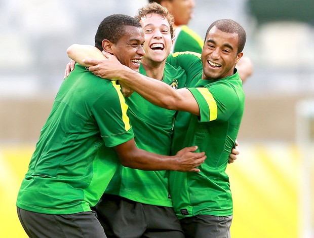 Fernando Bernard e Lucas treino Brasil BH (Foto: Getty Images)