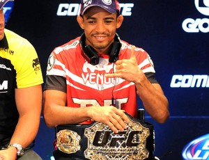 José Aldo coletiva UFC Rio (Foto: Andre Durão)