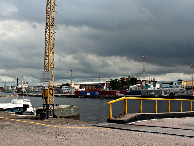 O Porto de Manaus voltou a ser público no último trimestre do ano passado (Foto: Girlene Medeiros / G1 AM)