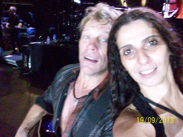 Jon Bon Jovi e a fã Rosana Guedes (Foto: Rosana Guedes/Arquivo pessoal)