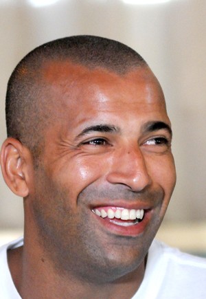 Ainda em busca de meia, Fla aposta no currículo vencedor de Sheik