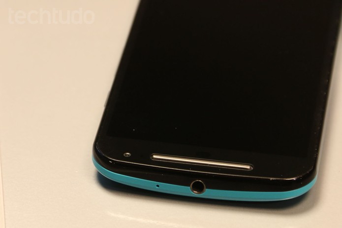 Detalhe da saída de som do novo Moto G (Foto: Isadora Díaz/TechTudo) Detalhe da saída de som do novo Moto G (Foto: Isadora Díaz/TechTudo)