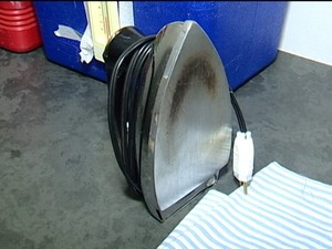 Método que utiliza ferro de passar não poderia ter sido utilizado (Foto: reprodução/TV Integração)