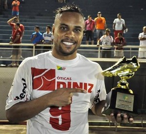 Alexandre Matão, atacante do Rio Branco, artilheiro do Acreano 2015 com 14 gols (Foto: Manoel Façanha/Arquivo pessoal)