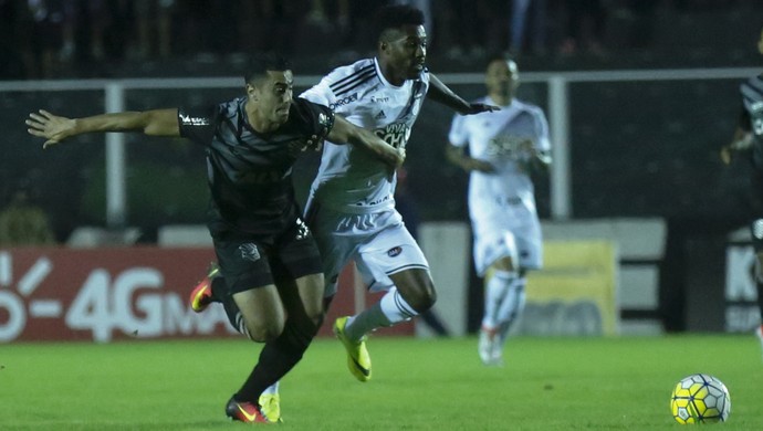 Figueirense x Ponte Preta Copa do Brasil (Foto: Agência Estado) Figueirense x Ponte Preta Copa do Brasil (Foto: Agência Estado)