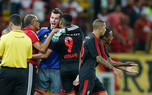 Hernane gol jogo Flamengo e Bahia (Foto: Alexandre Cassiano / Agência O Globo)
