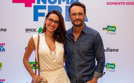 Rodrigo Santoro e Mel Fronckowiak fazem aparição rara em première