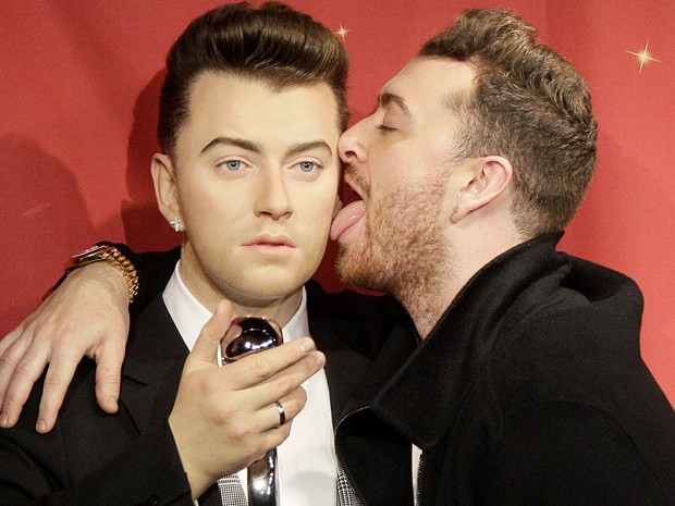 Sam Smith inaugura sua estátua de cera em San Francisco (Foto: AP Photo/Jeff Chiu) Sam Smith inaugura sua estátua de cera em San Francisco (Foto: AP Photo/Jeff Chiu)