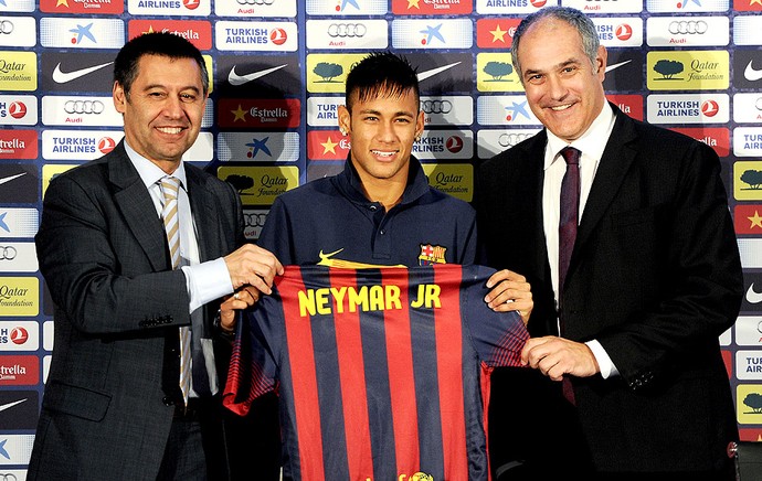 Neymar apresentação Barcelona coletiva (Foto: Getty Images)