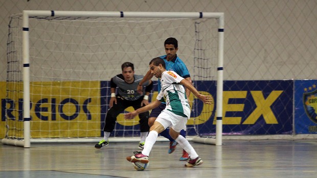Lagarto e Ananindeua pela Taça Brasil de Futsal (Foto: Zerosa Filho/CBFS )