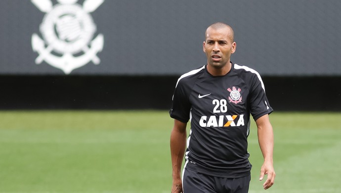 O TIME ESTÁ JOGANDO MELHOR, DIZ PAULO MASSINI