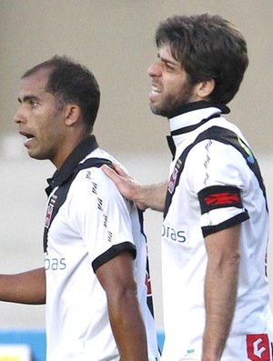 Juninho e Felipe, Atlético-Go e Vasco (Foto: Marcelo Sadio / Vasco.com.br)