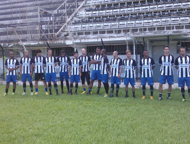 Novos jogadores foram apresentados nessa terça-feira (Foto: Maria Freitas/Globoesporte.com)