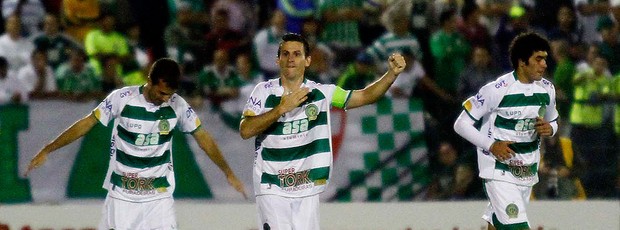 Fumagalli guarani gol palmeiras (Foto: Gustavo Tilio / Globoesporte.com)