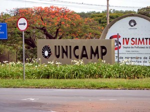 Uma das entradas da Unicamp, no Campus de Campinas (Foto: Luciano Calafiori/G1 Campinas)