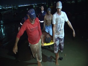 resgate de pescadores de Rn em Fortaleza (Foto: TV Diario/Reprodução)