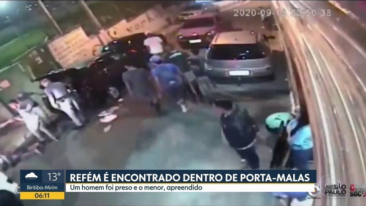 Motorista de aplicativo é resgatado por policiais após ser vítima de