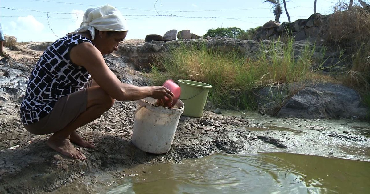 G1 - Falta de água afeta população do Sertão e da capital de Alagoas