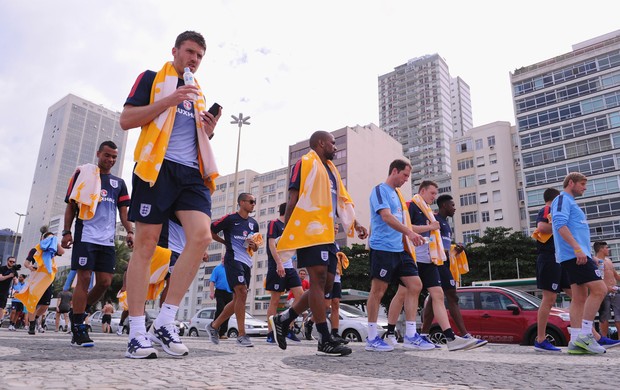 inglaterra treino praia rio de janeiro (Foto: Getty Images)