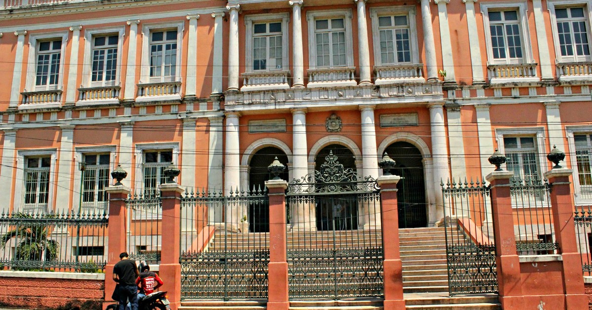 G1 - Colégio Dom Pedro II comemora 146 anos com exposição, em Manaus ...