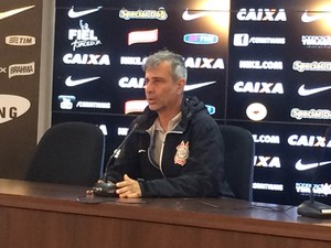 Preparador diz que Pato não treinou com bola para realizar trabalho físico