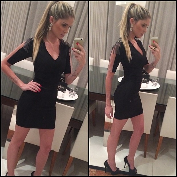 Ego Magrinha Bárbara Evans Faz Selfie No Espelho Notícias De Famosos