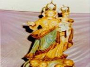 Escultura de Nossa Senhora do Rosário estava desaparecida há quase vinte anos.  (Foto: Divulgação/Ministério Público)