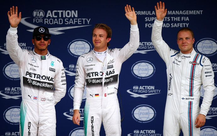 Nico Rosberg, entre Lewis Hamilton e Valtteri Bottas: os três primeiros do treino classificatório para o GP do Japão (Foto: Getty Images)