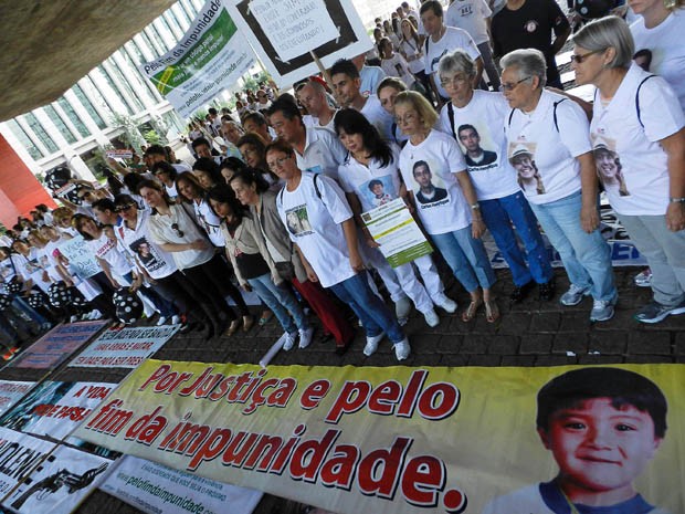 Manifestantes pedem diminuição da maioridade penal (Foto: Mauricio Camargo/Brazil Photo Press/Estadão Conteúdo)