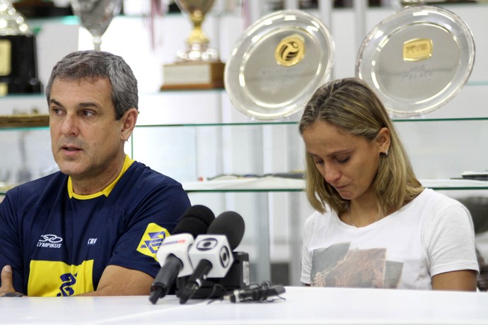 Fabi não consegue segurar a emoção em despedida da Seleção Brasileira (Foto: Divulgação)