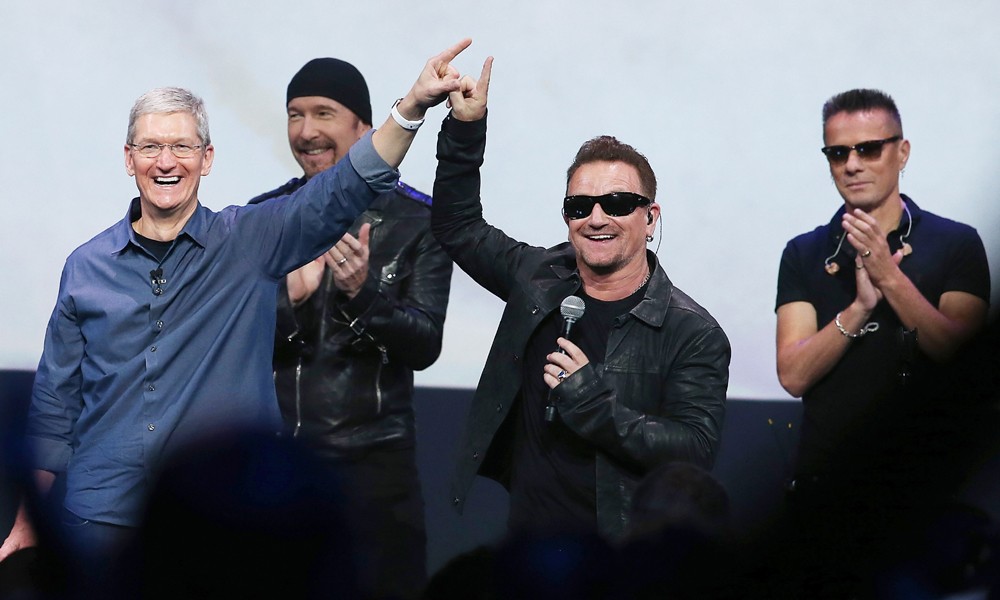 U2 participou de evento que anunciava novidades da Apple (Foto: Getty Images)
