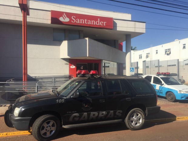 Cofre de agência foi arrombado no fim de semana (Foto: Gabriela Pavão/ G1 MS) Cofre de agência foi arrombado no fim de semana (Foto: Gabriela Pavão/ G1 MS)