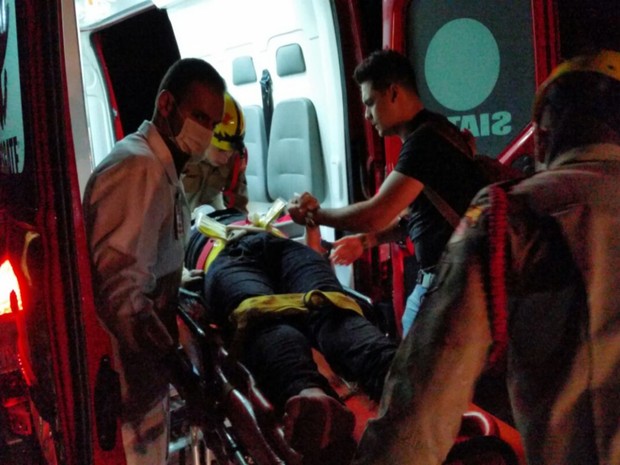 Cristiano Araújo é levado para Hospital de Urgências de Goiânia Goiás (Foto: Renato Melo/Arquivo Pessoal)