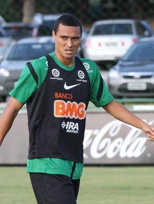 Emerson, zagueiro do Coritiba (Foto: Rodrigo Weinhardt / Divulgação Coritiba)